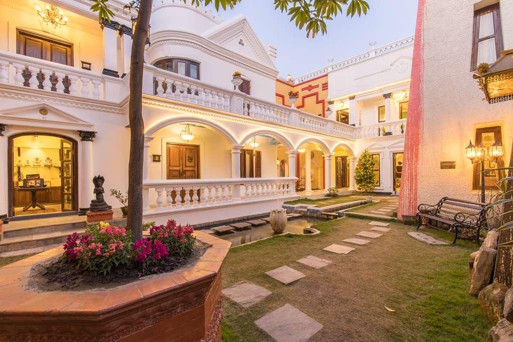 Hotel Baber Mahal - The Heritage 5*